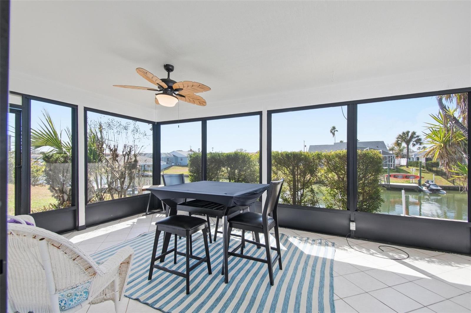 4 Coral Reef Court S