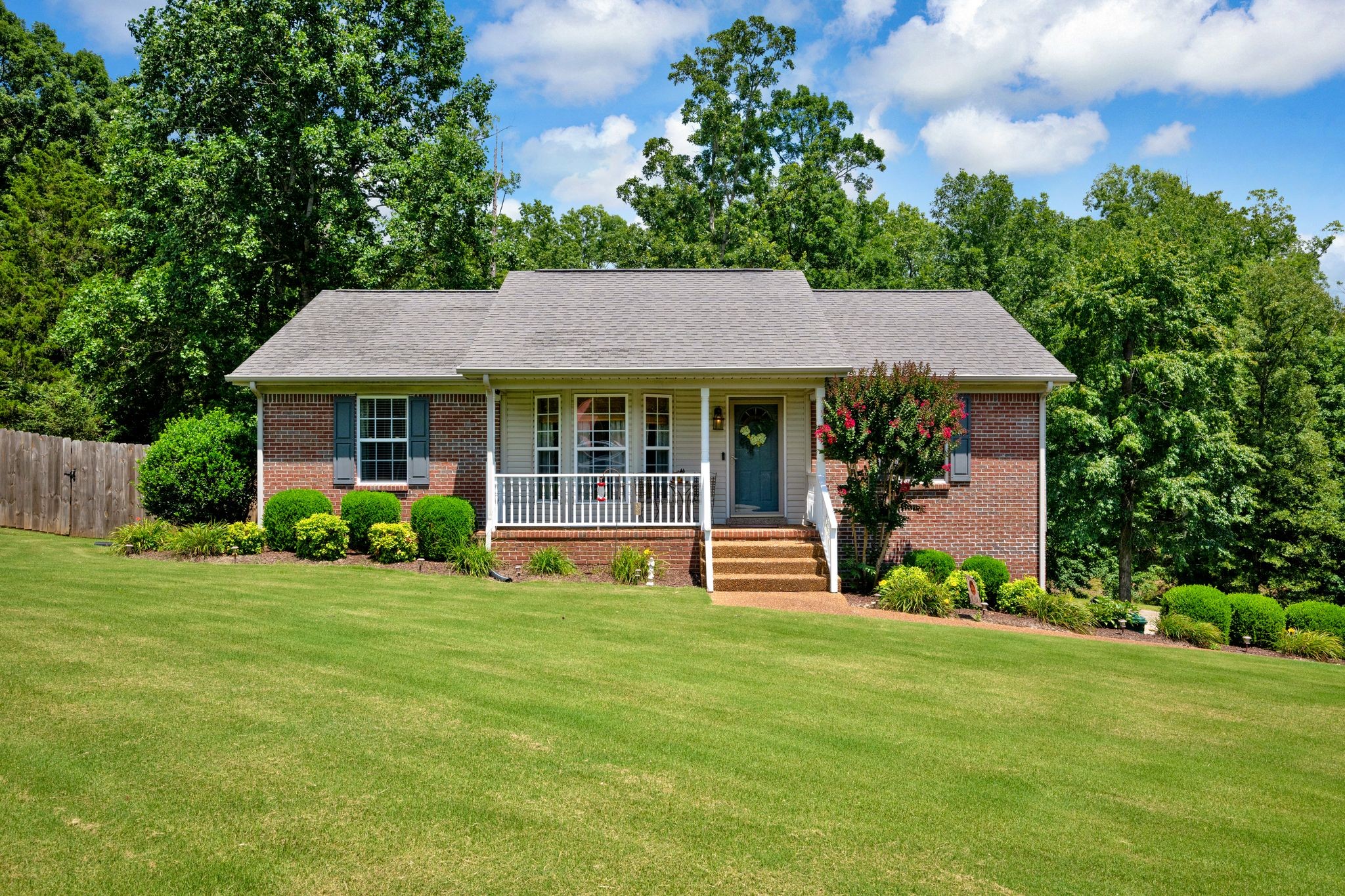 109 Whippoorwill Dr