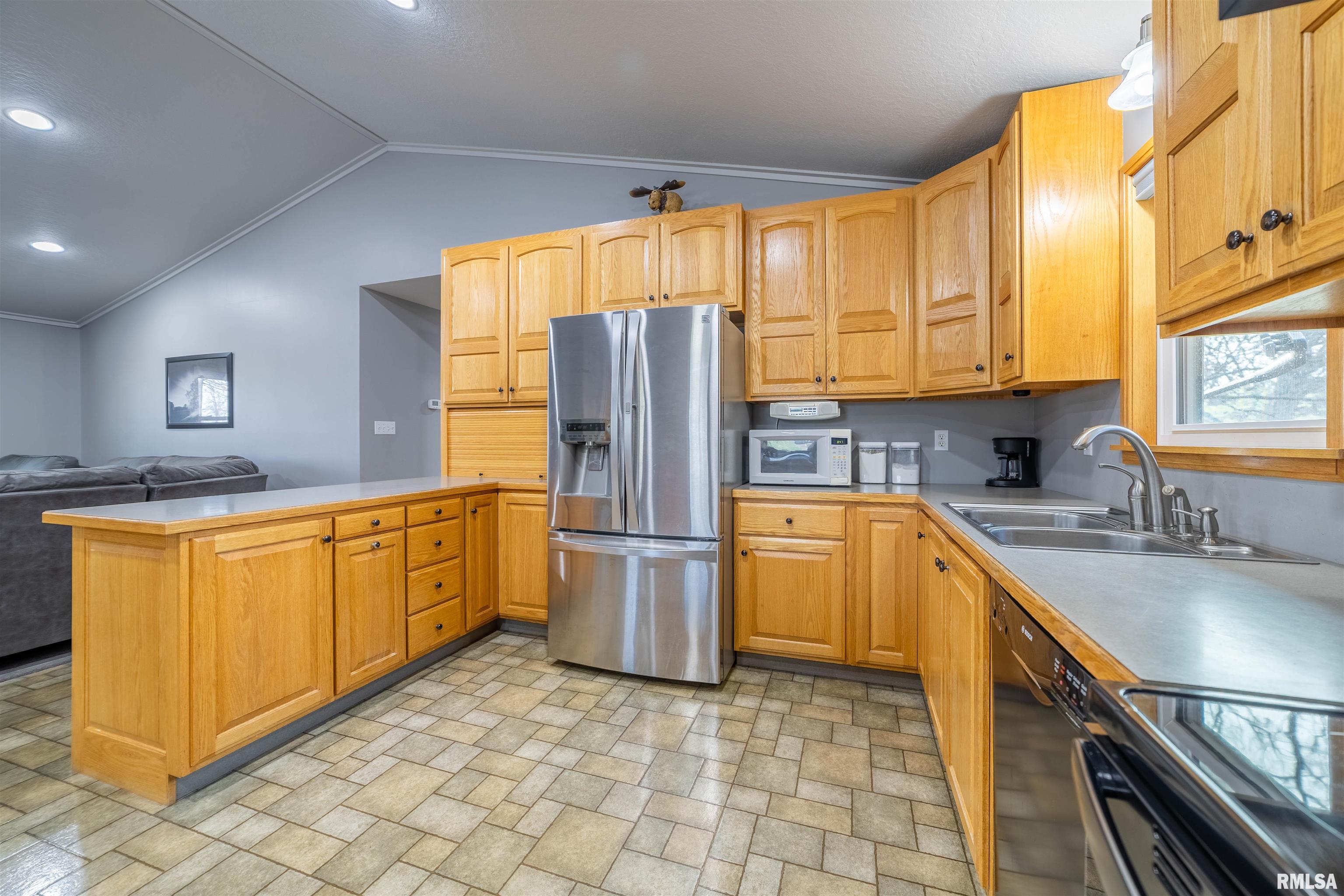 1110 E 1900th Street