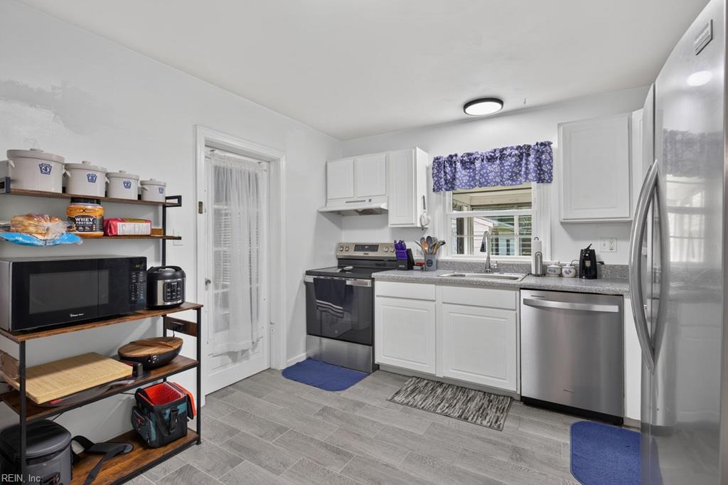 2708 Heutte Drive