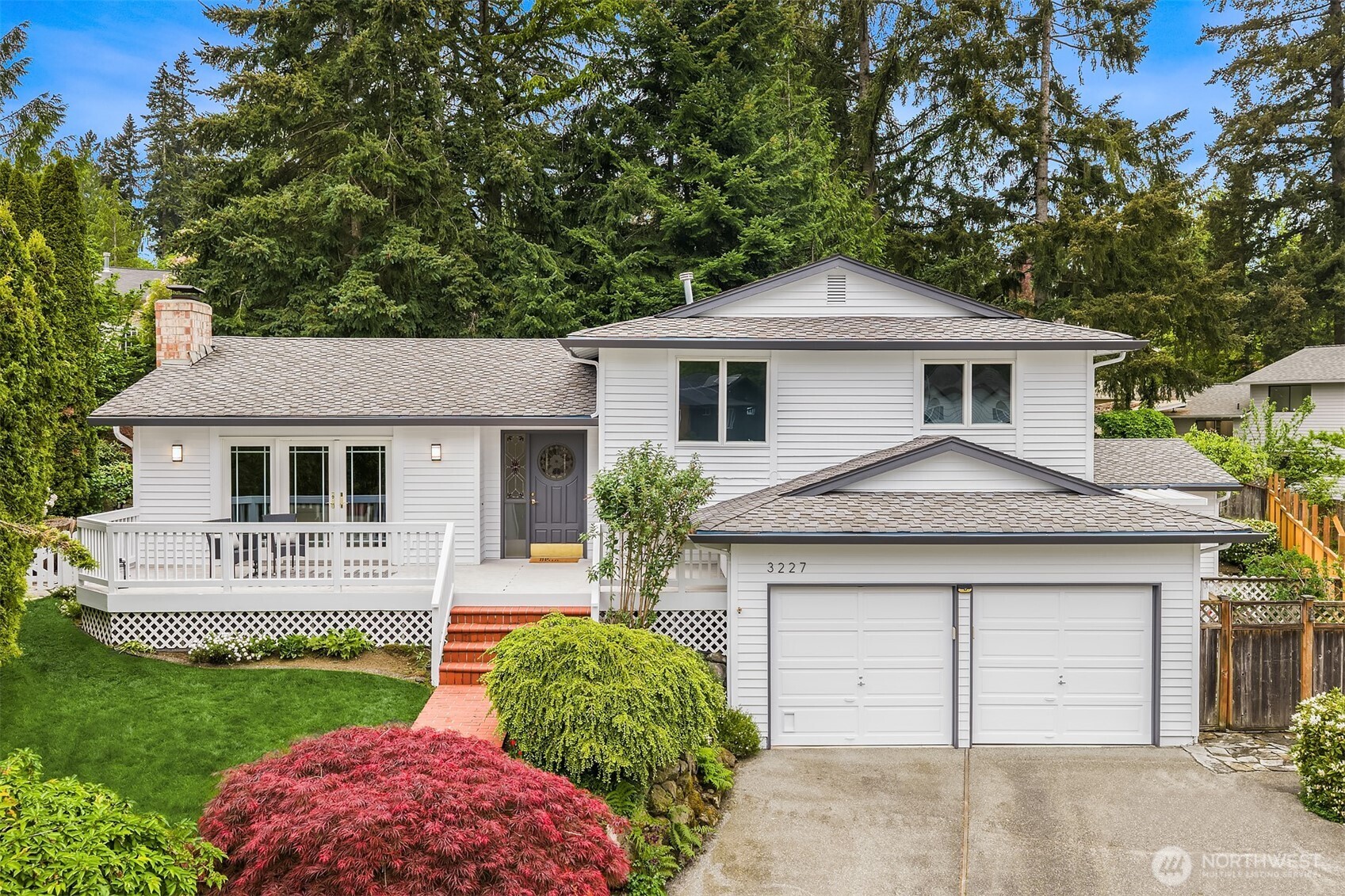 Bellevue - 3227  171st Avenue NE