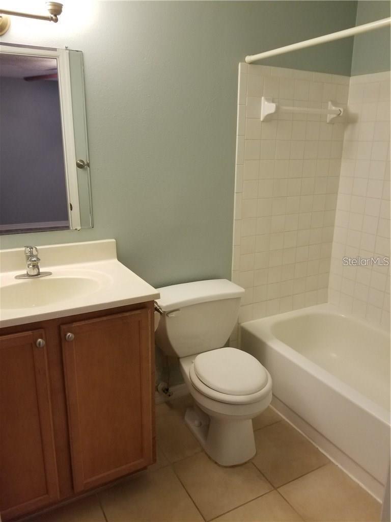 803 Lake Haven Square 202