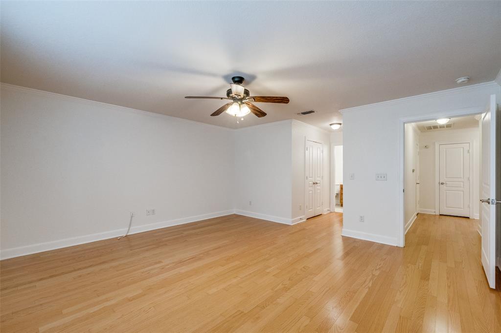 871 Kitty Hawk Lane