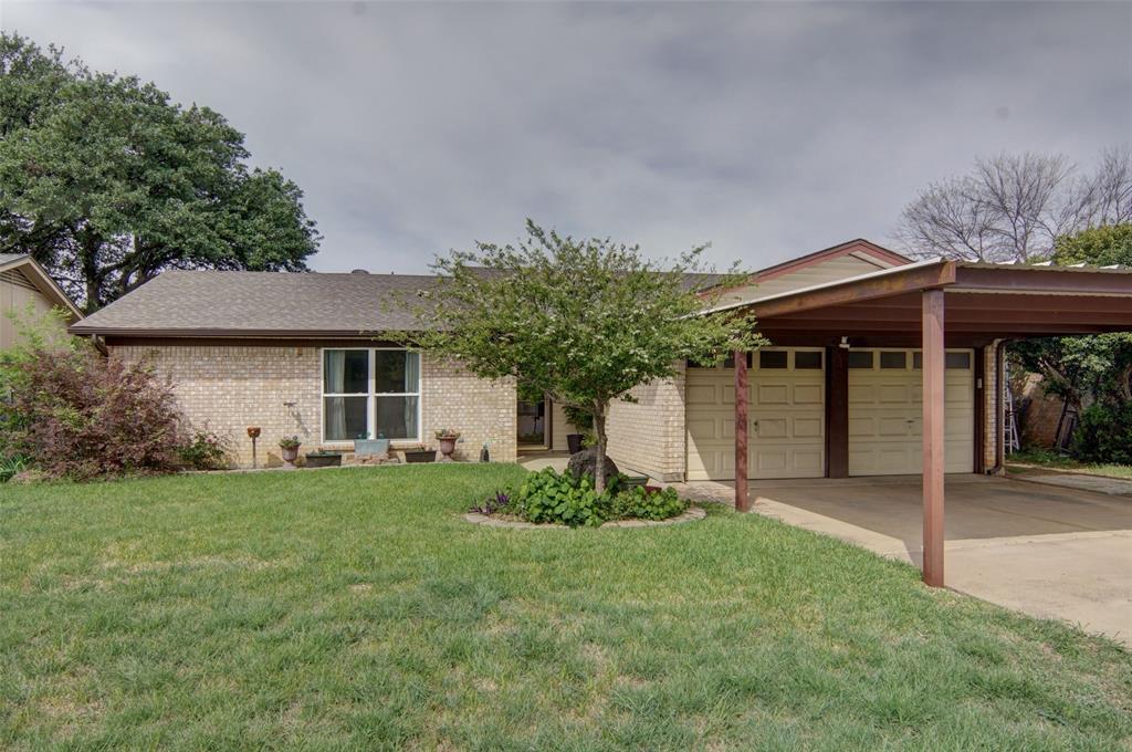 7405 Meadowdale Drive