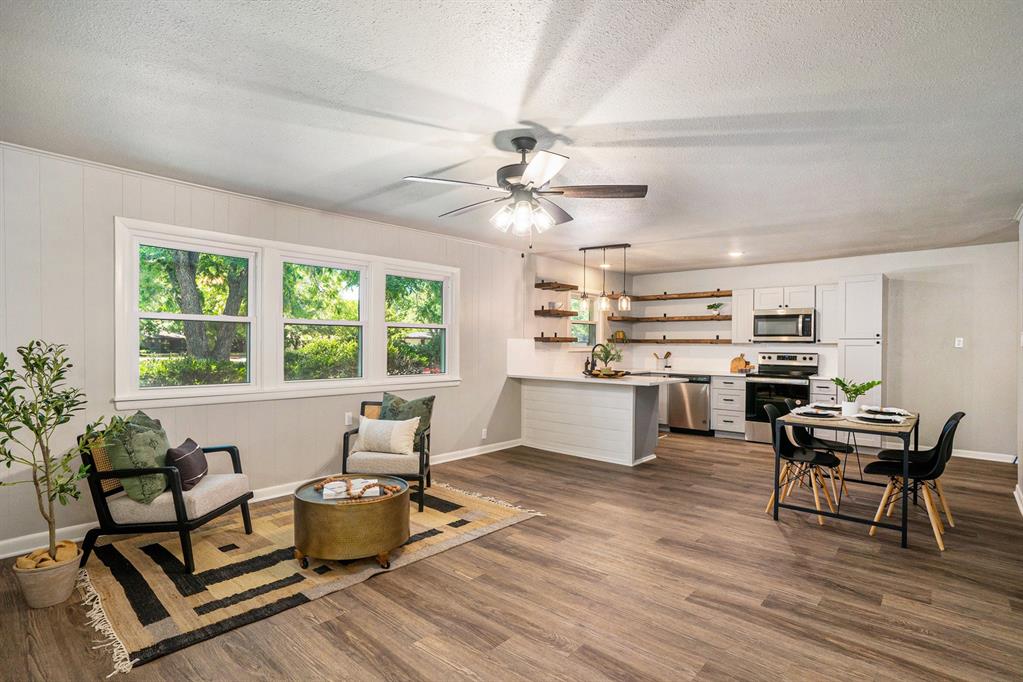 1210 Loma Alta Place