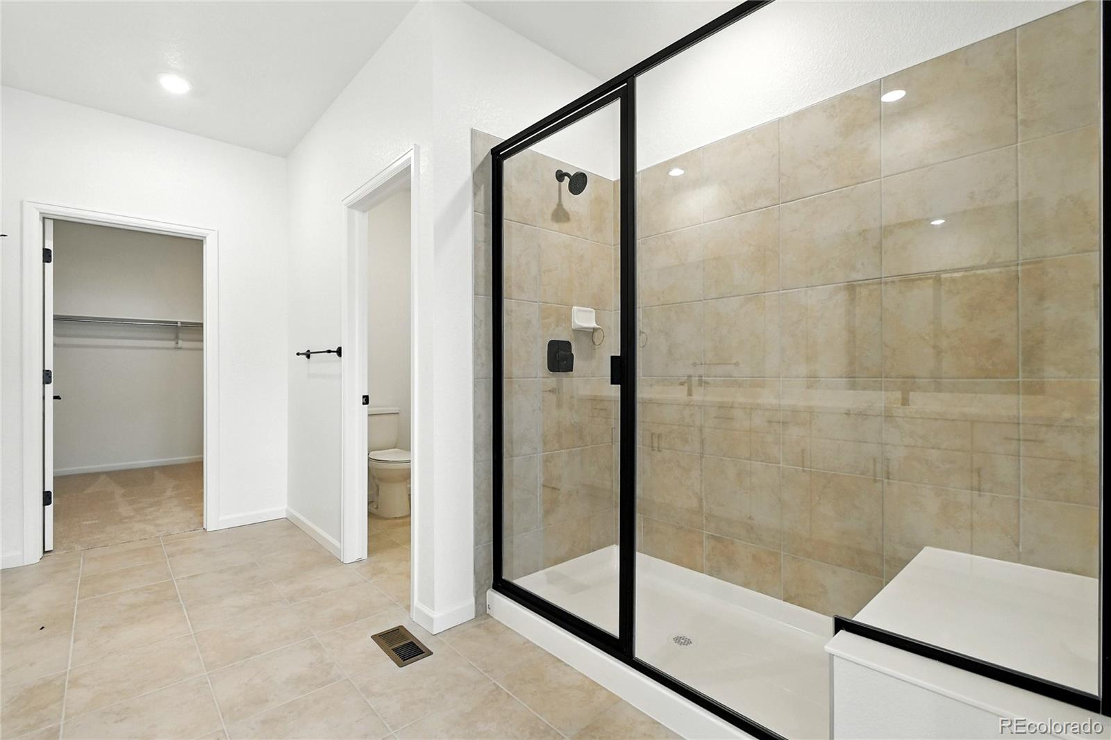 3443 N Denali Street