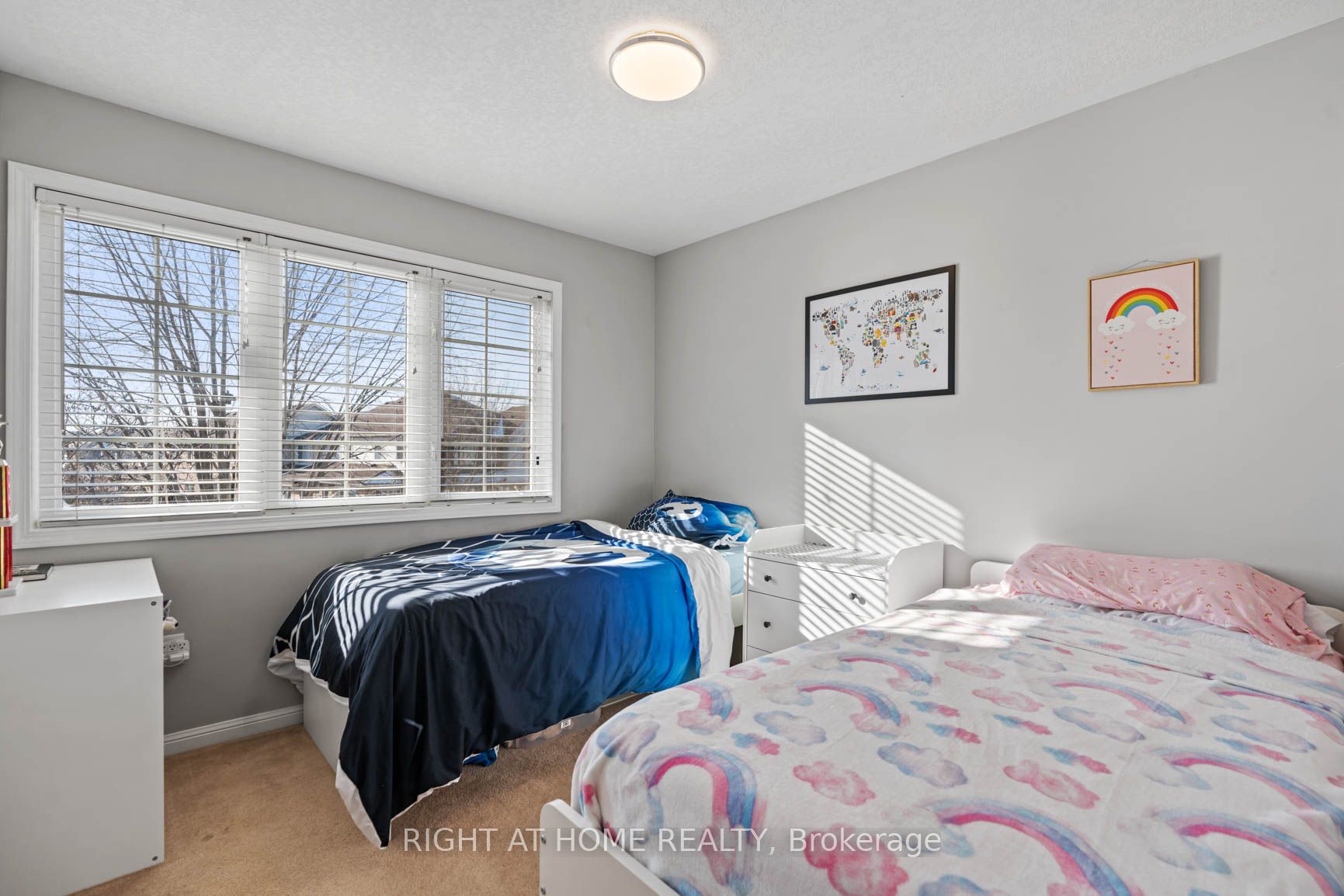 2420 Baintree Cres