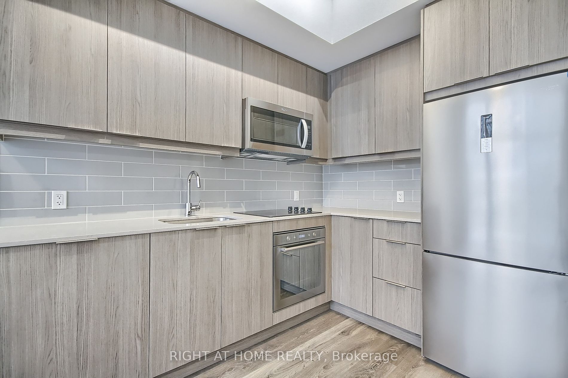 36 Forest Manor Rd 122