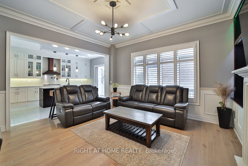 60 Maple Fields Circ