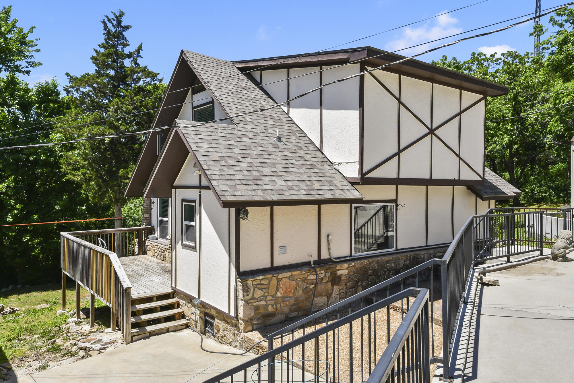 731 & 729 Knox Avenue