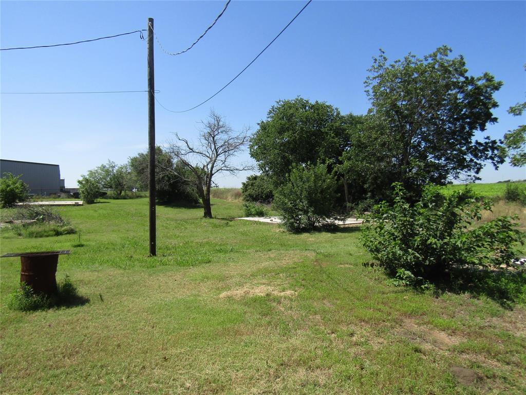 11728 E Fm 917