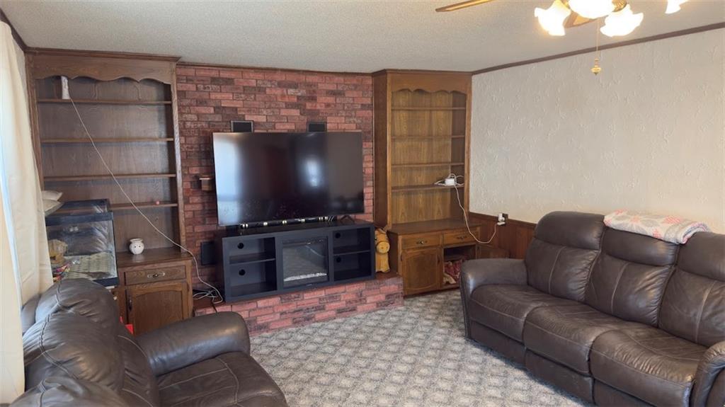 327 E Longfellow Street