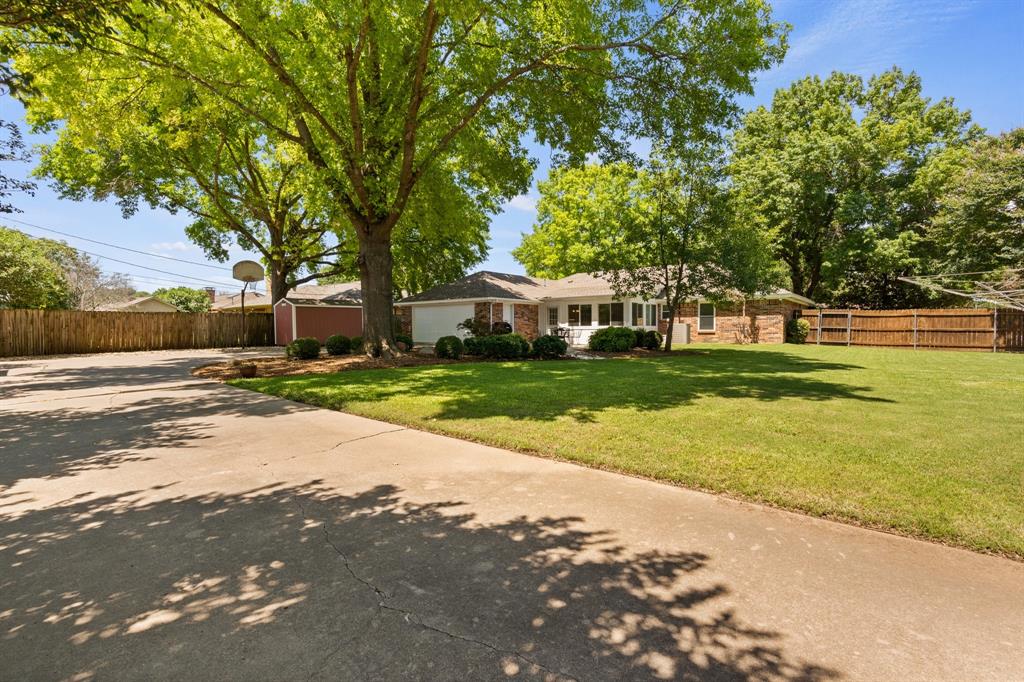 920 Stonelake Drive