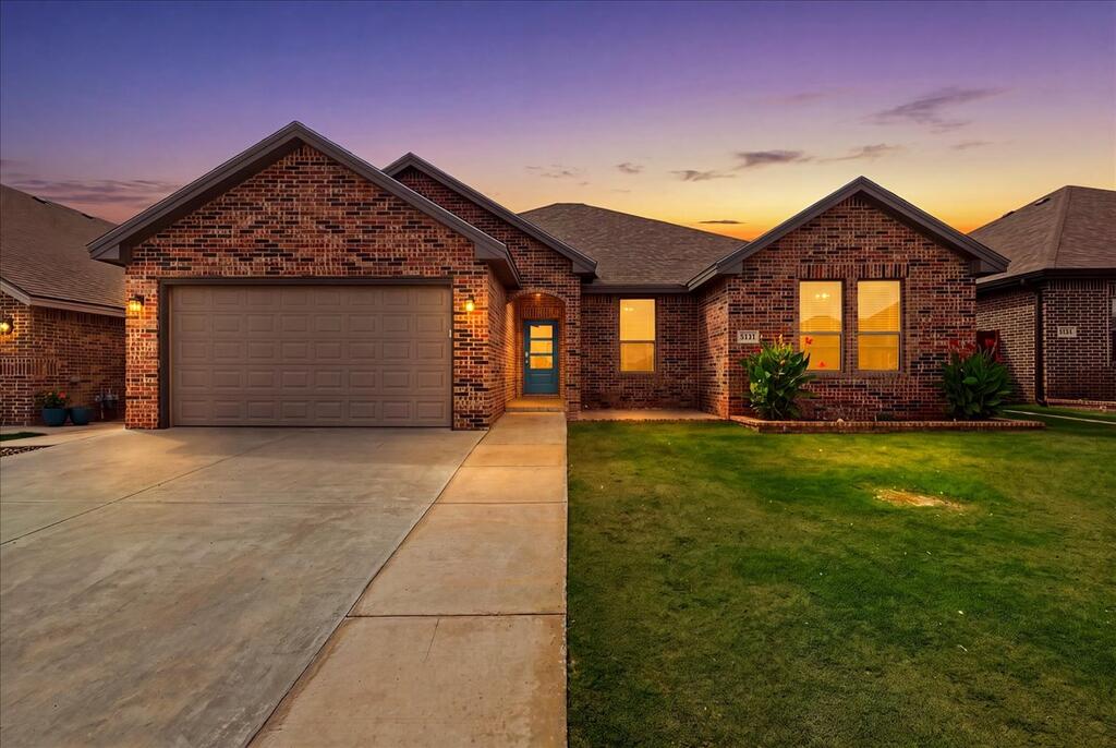 5111 Torrey Vista Dr