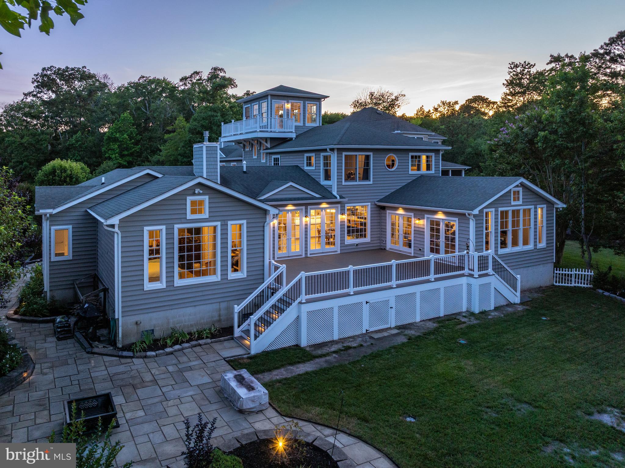 10316 Plantation Lane
