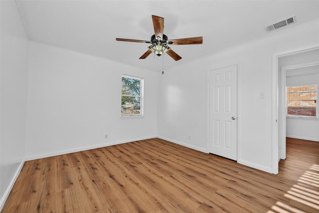 143 N Imperial Drive