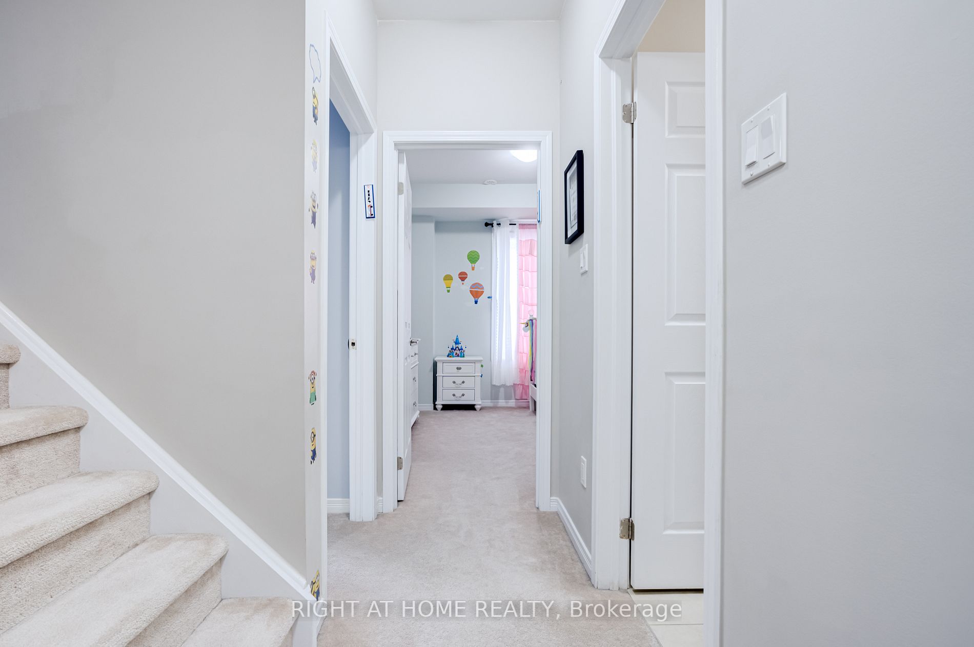 29 Coneflower Cres 50