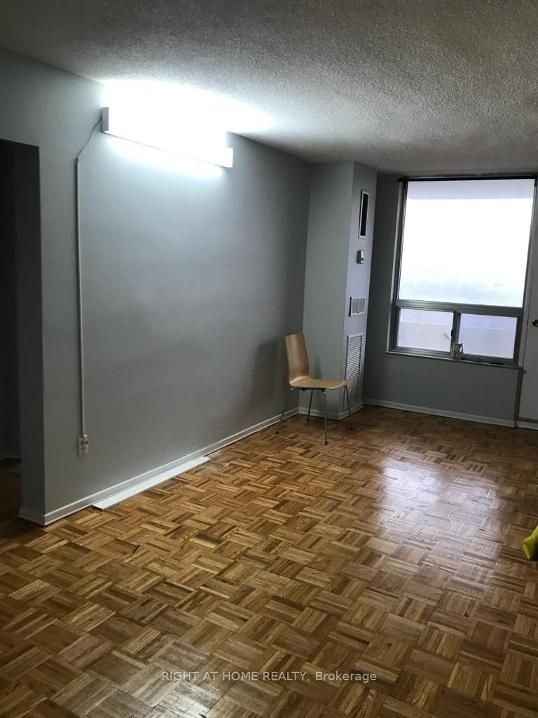 20 Edgecliff Golfway N/A 1403