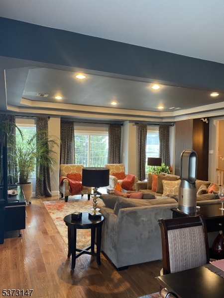 213 Edgar Pl