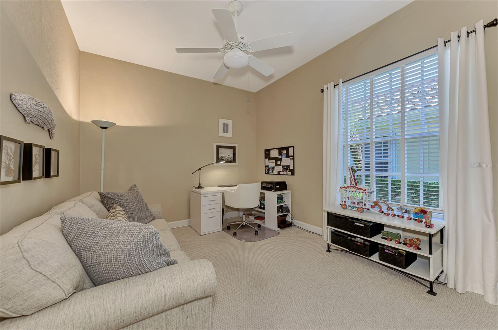 4233 Grosse Pointe Drive