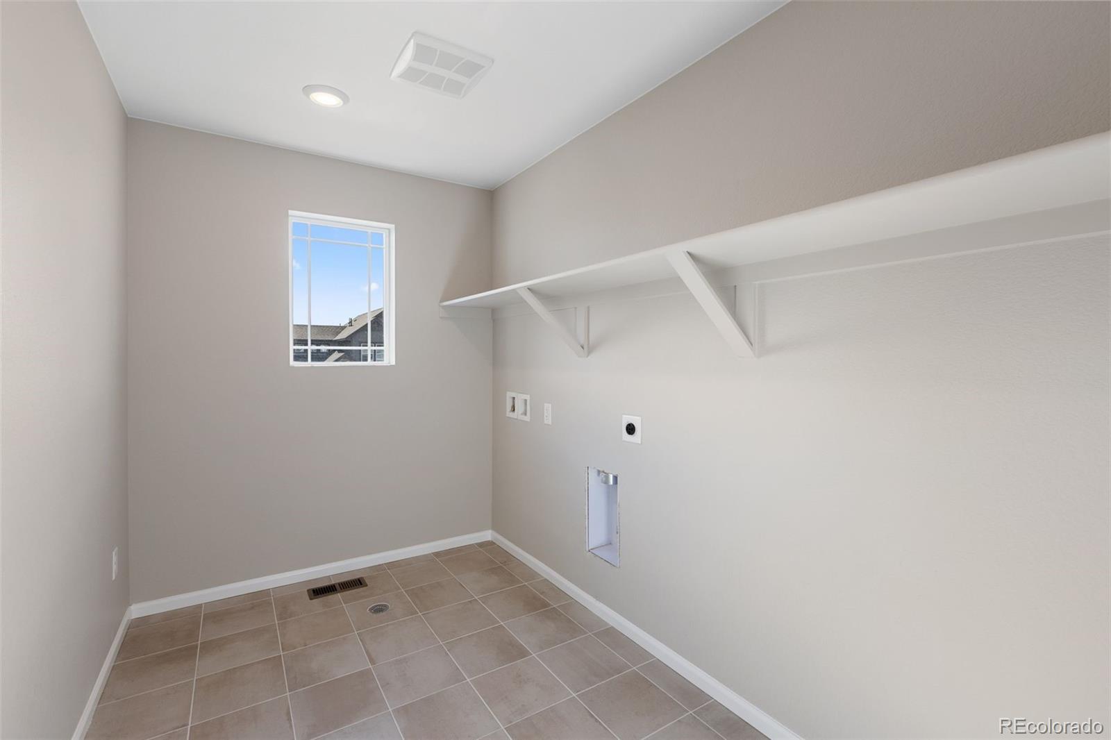 6053 Caribou Drive