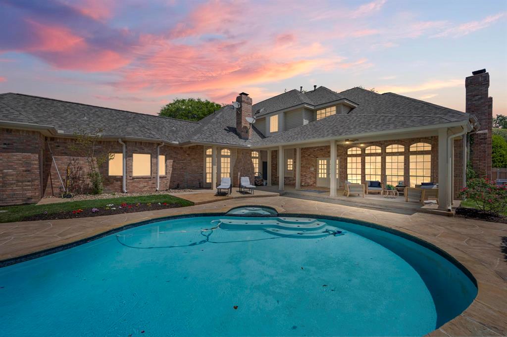 4700 Green Oaks Drive