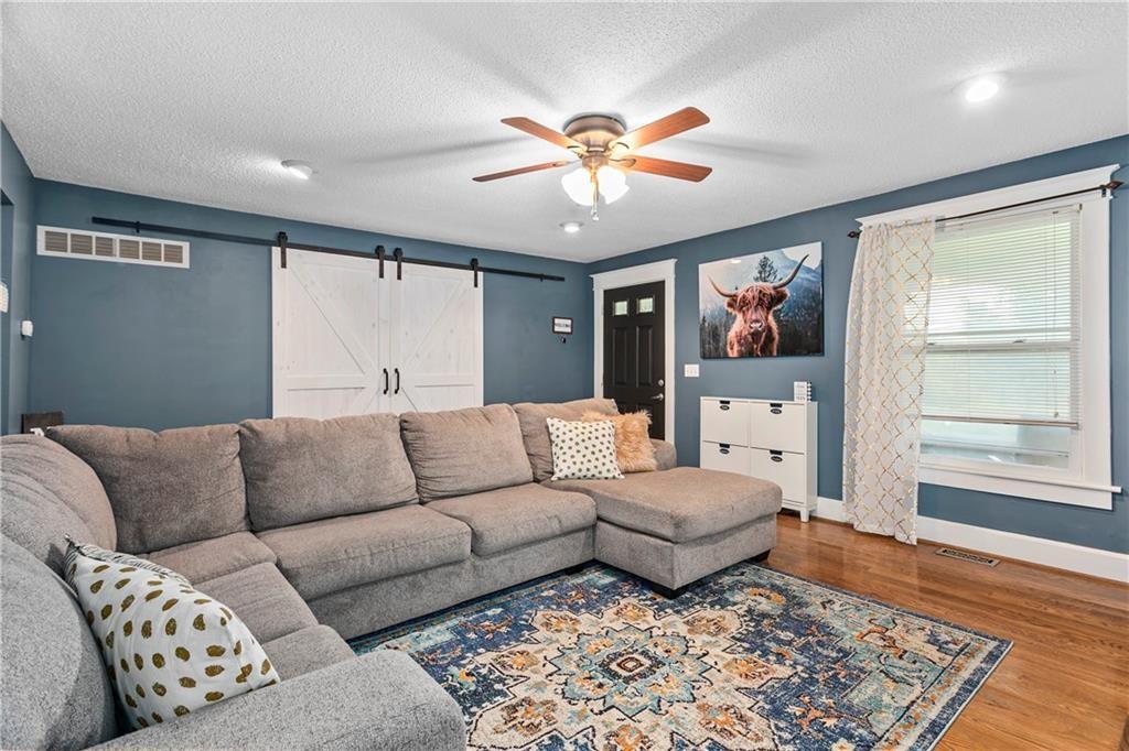 15975 Chieftain Road