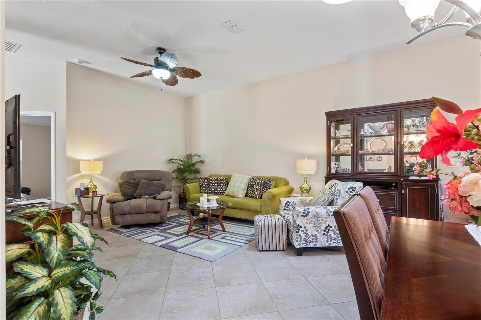14 Arrowhead Drive
