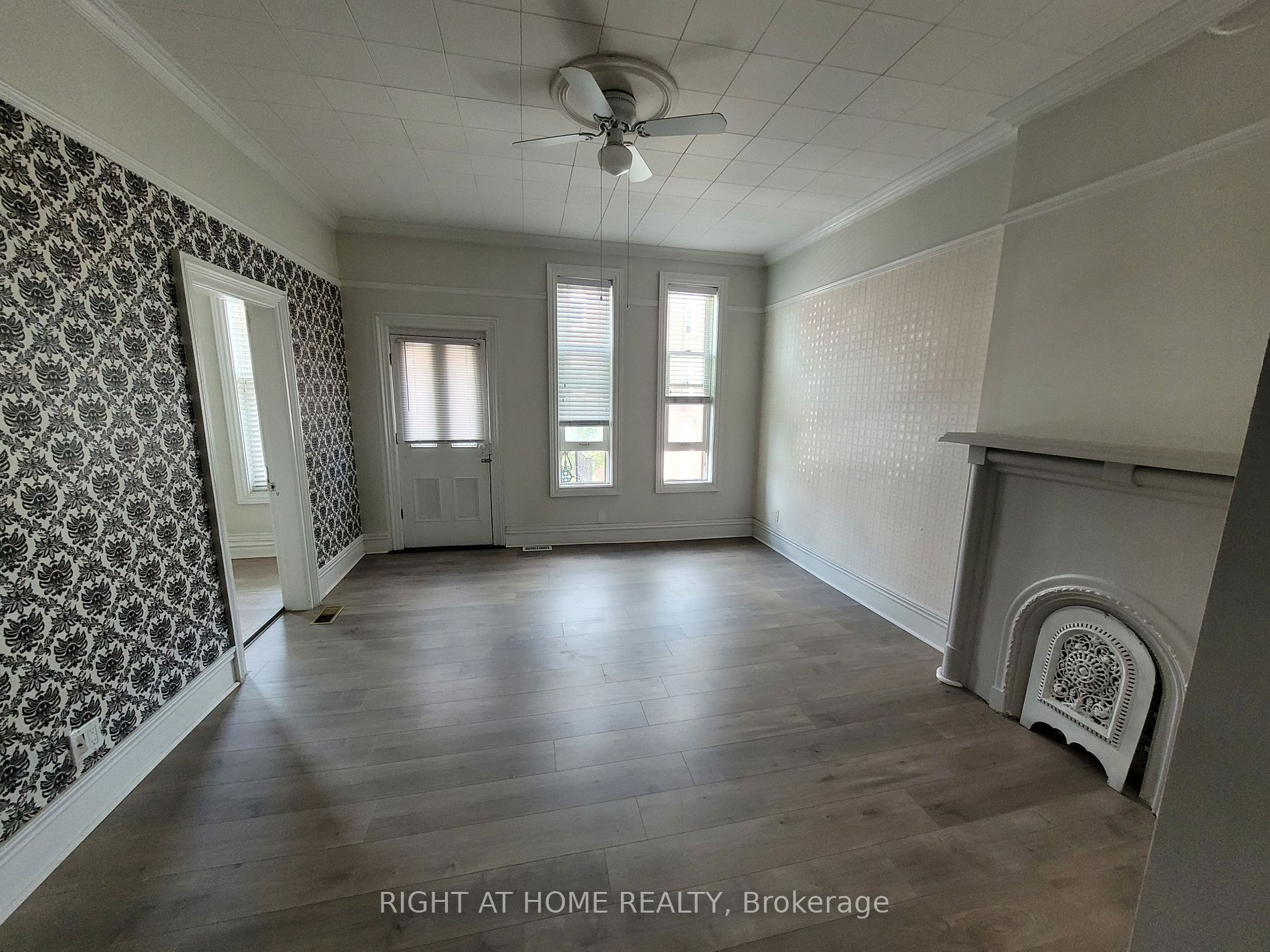 125 W Main St 2nd Fl