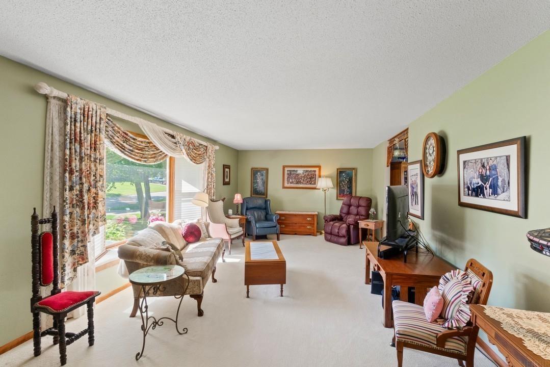 1202 Ellis Drive