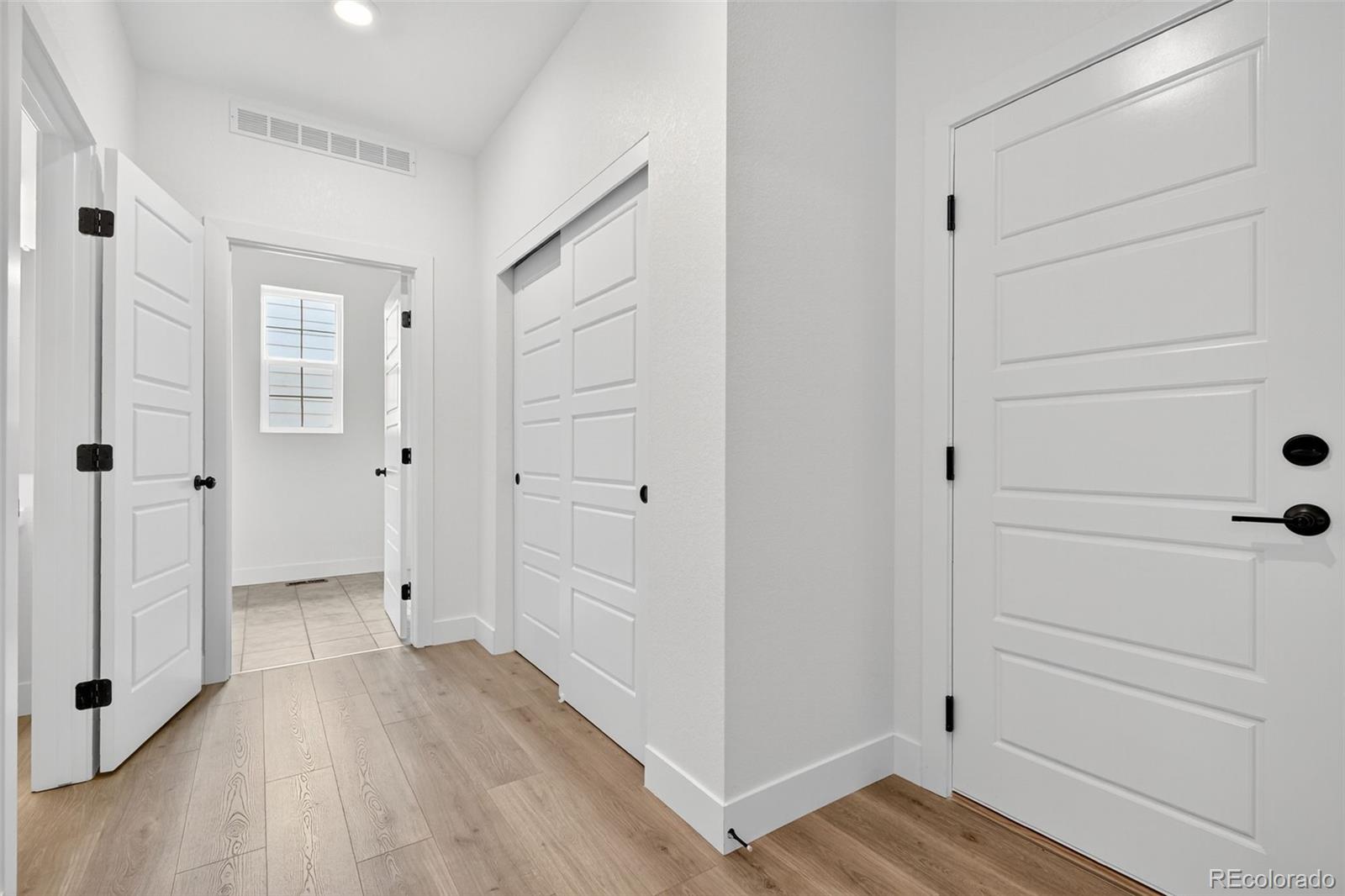 4285 Ridgewalk Point