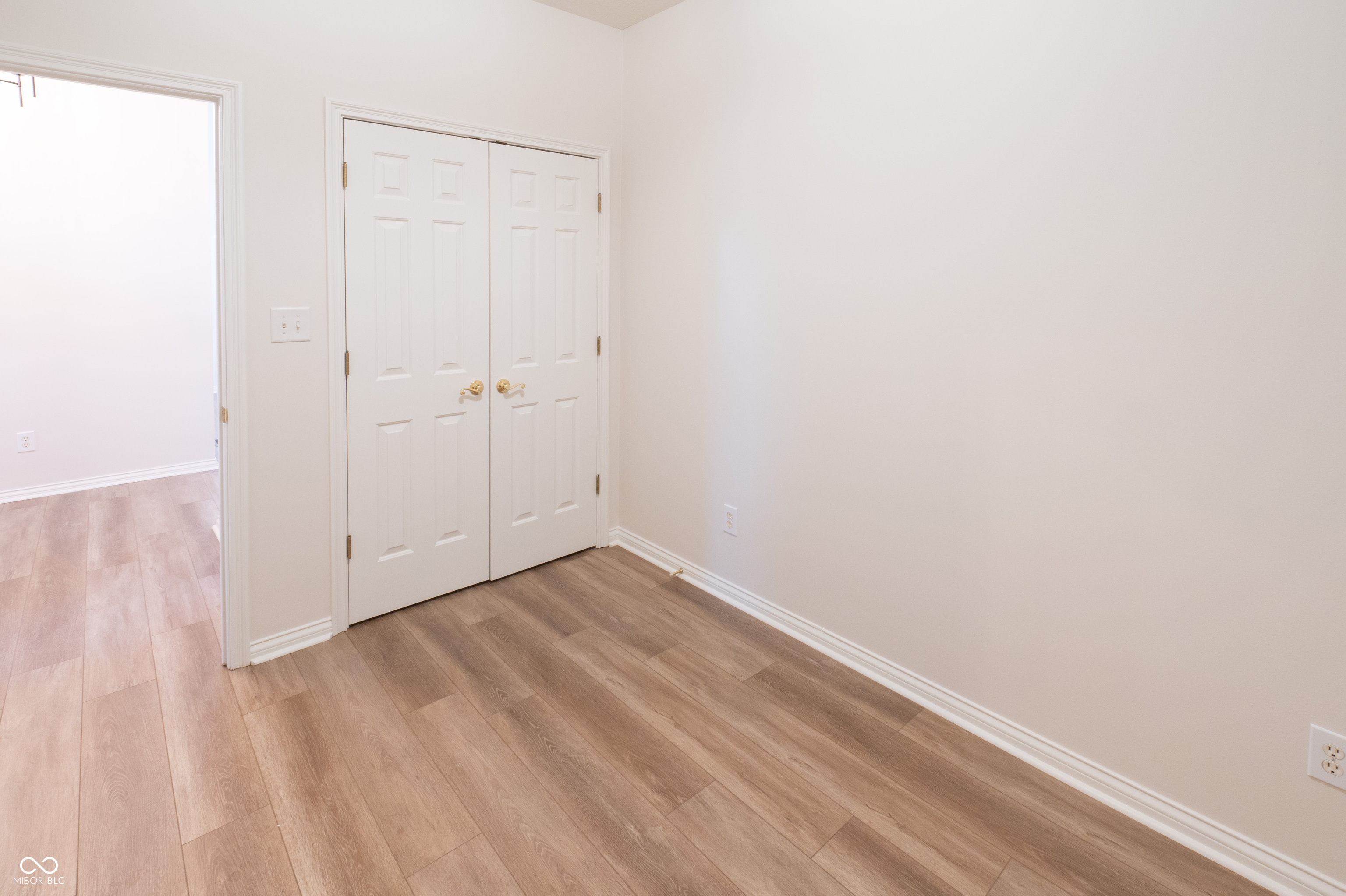 1701 Pathway Drive N