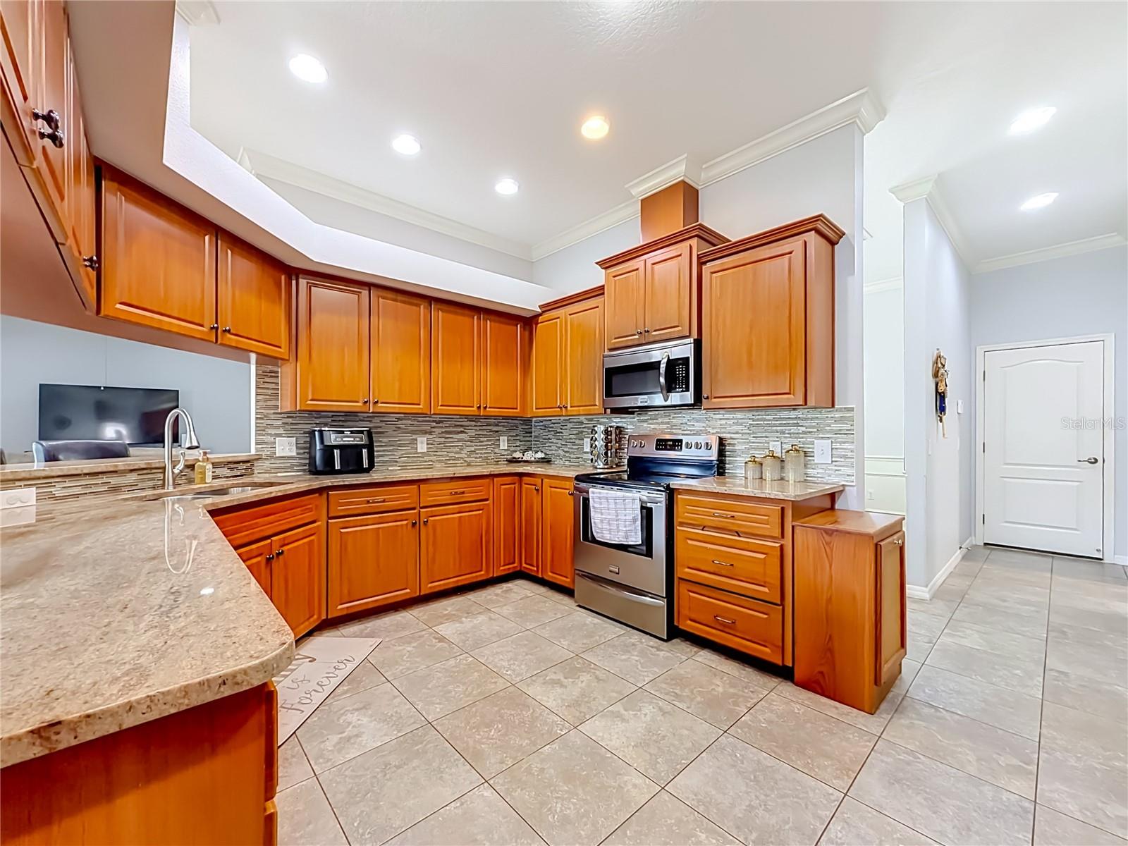 2534 Iris Ann Drive