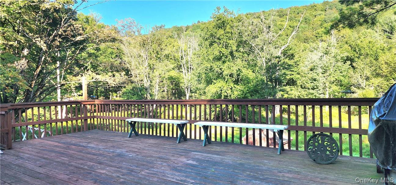 32 Brookside Drive