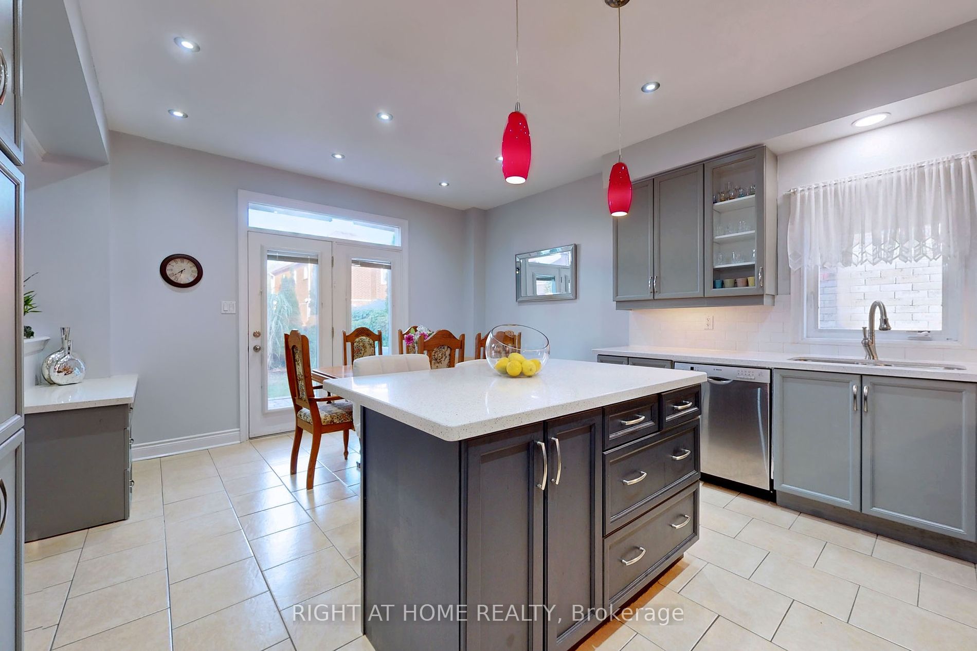 146 Rivers Edge Pl
