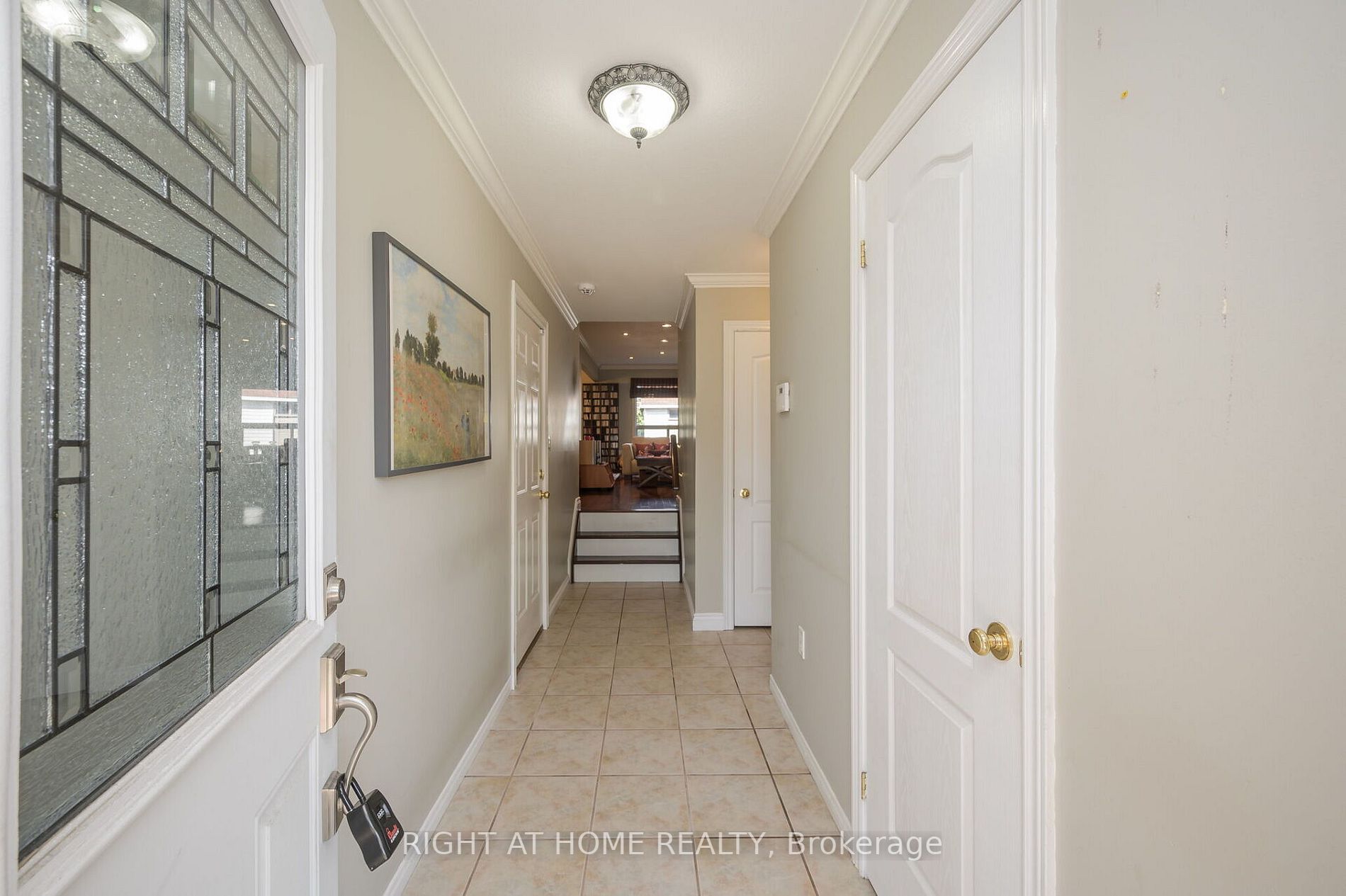 17 Argyle Ave
