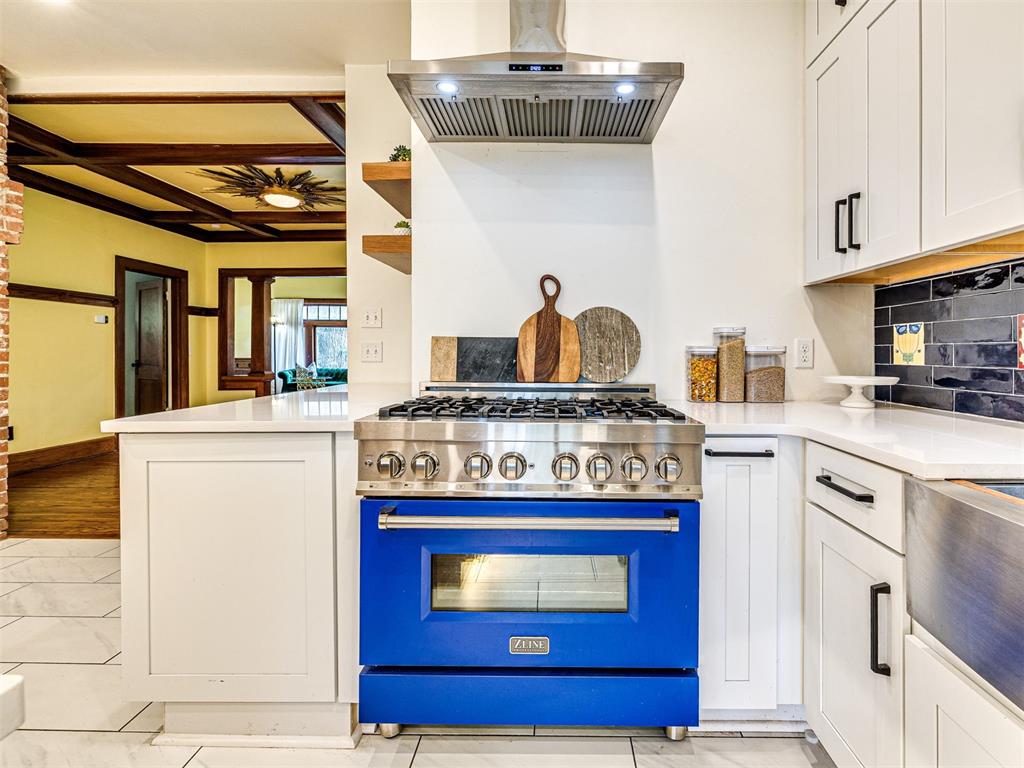 701 NW 21st Street