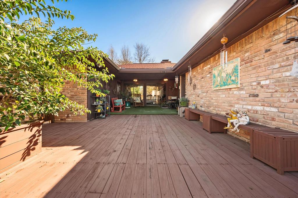 1913 Briarwood Drive