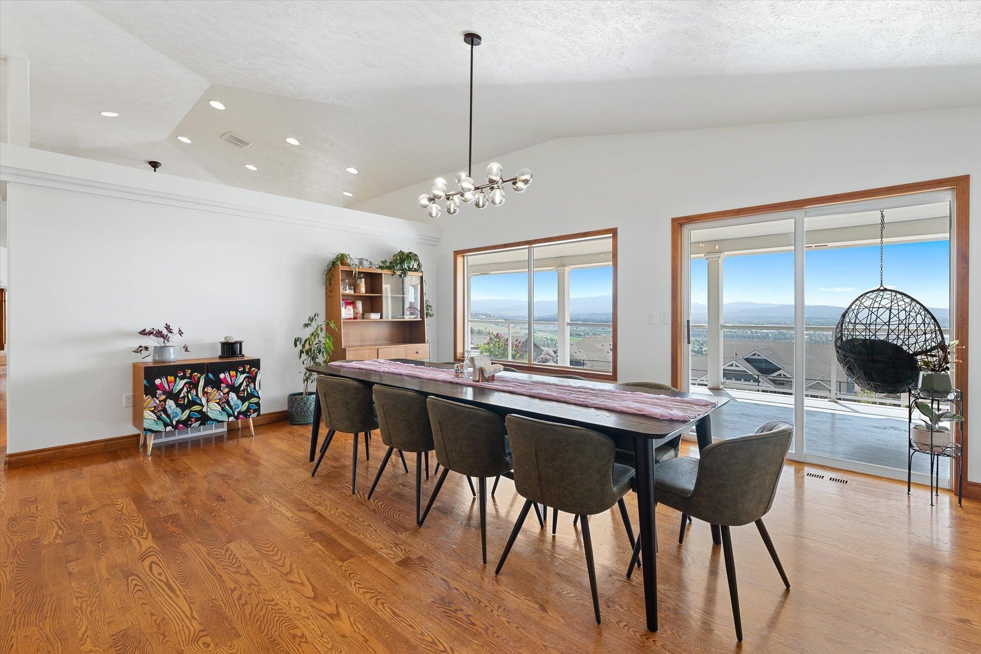 8720 E Woodland Park Dr
