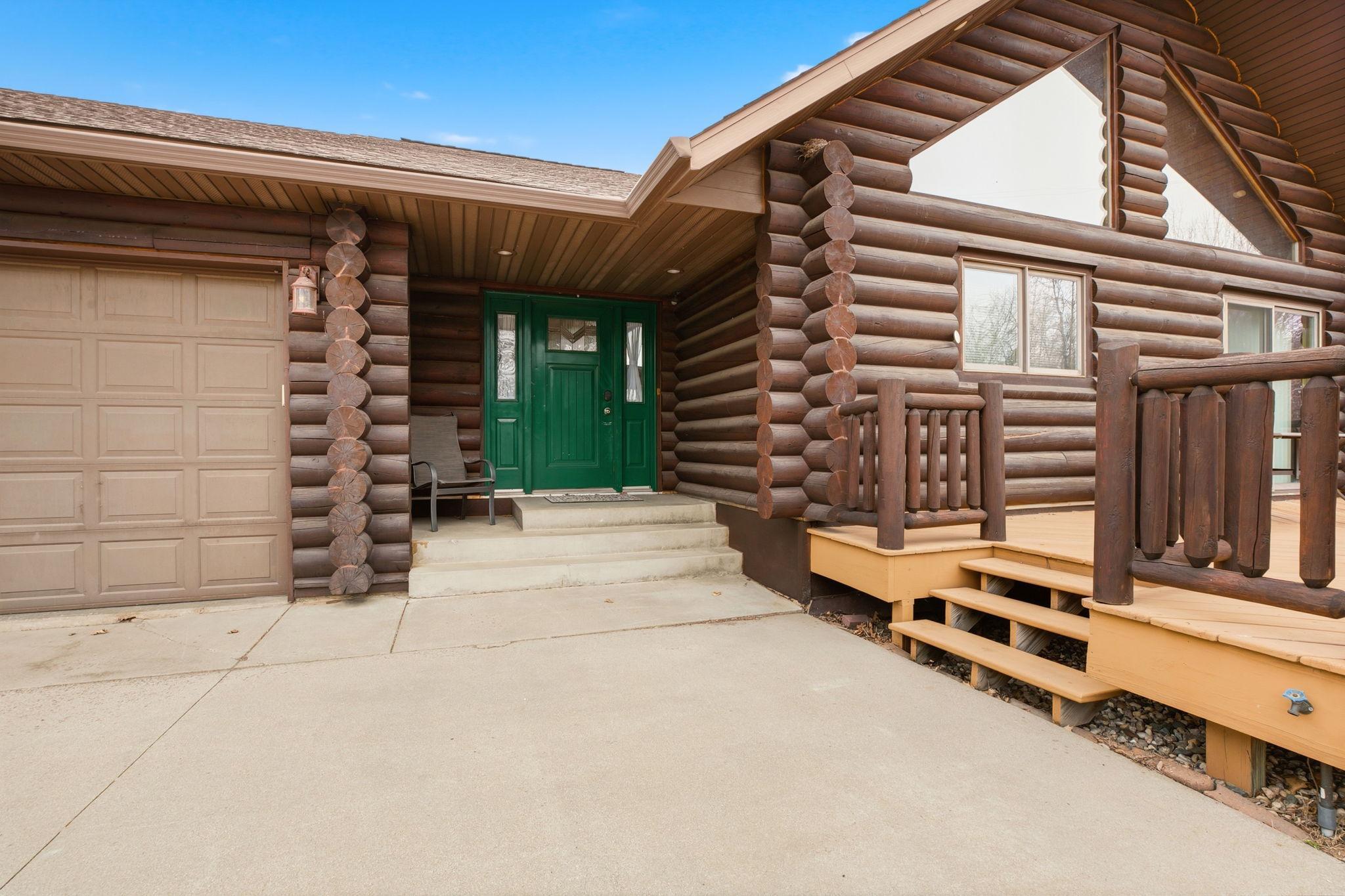 20368 Edgehill Circle