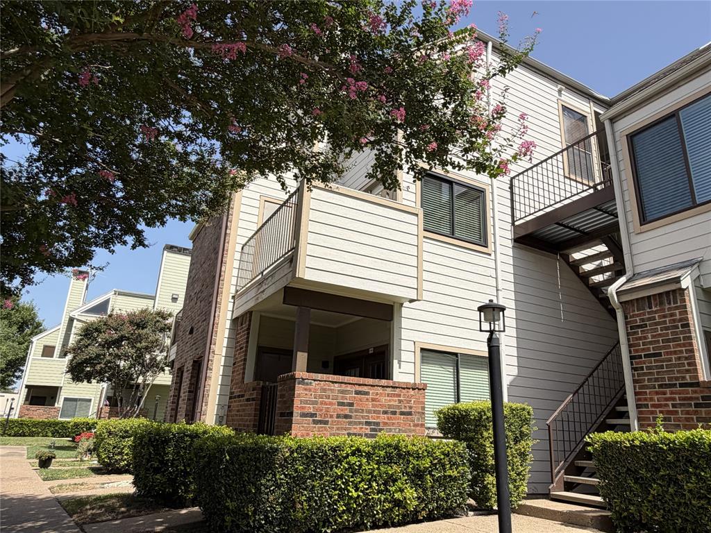 3125 Sondra Drive 201