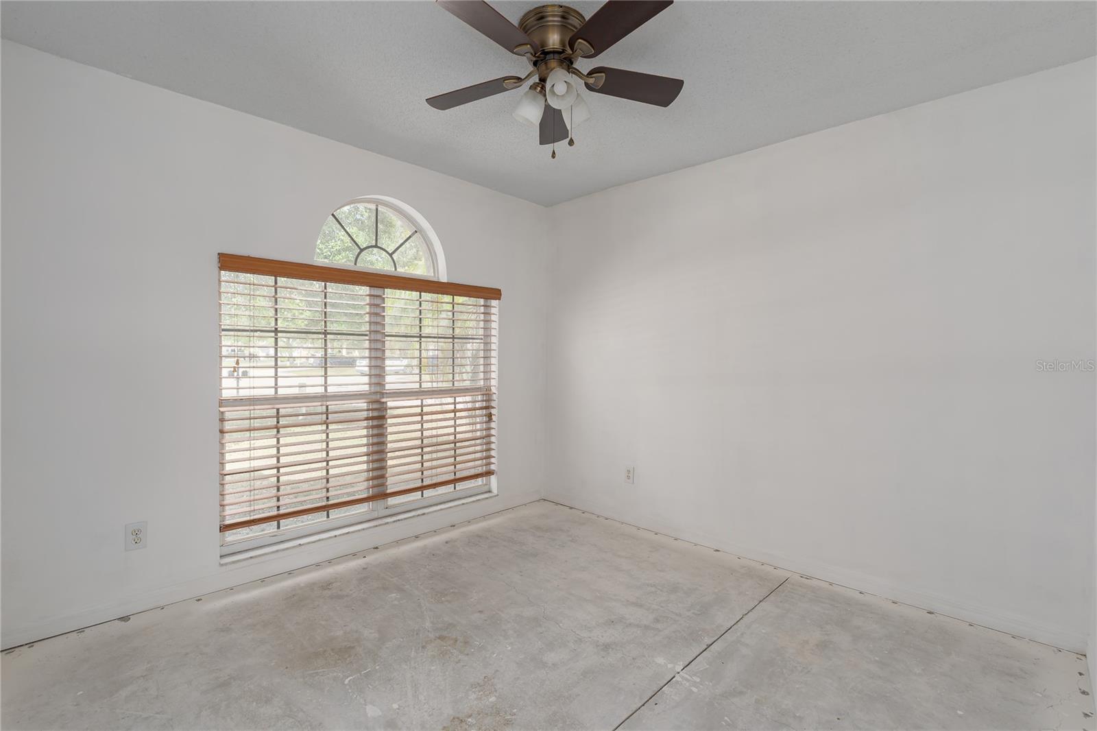 12131 Warwick Circle