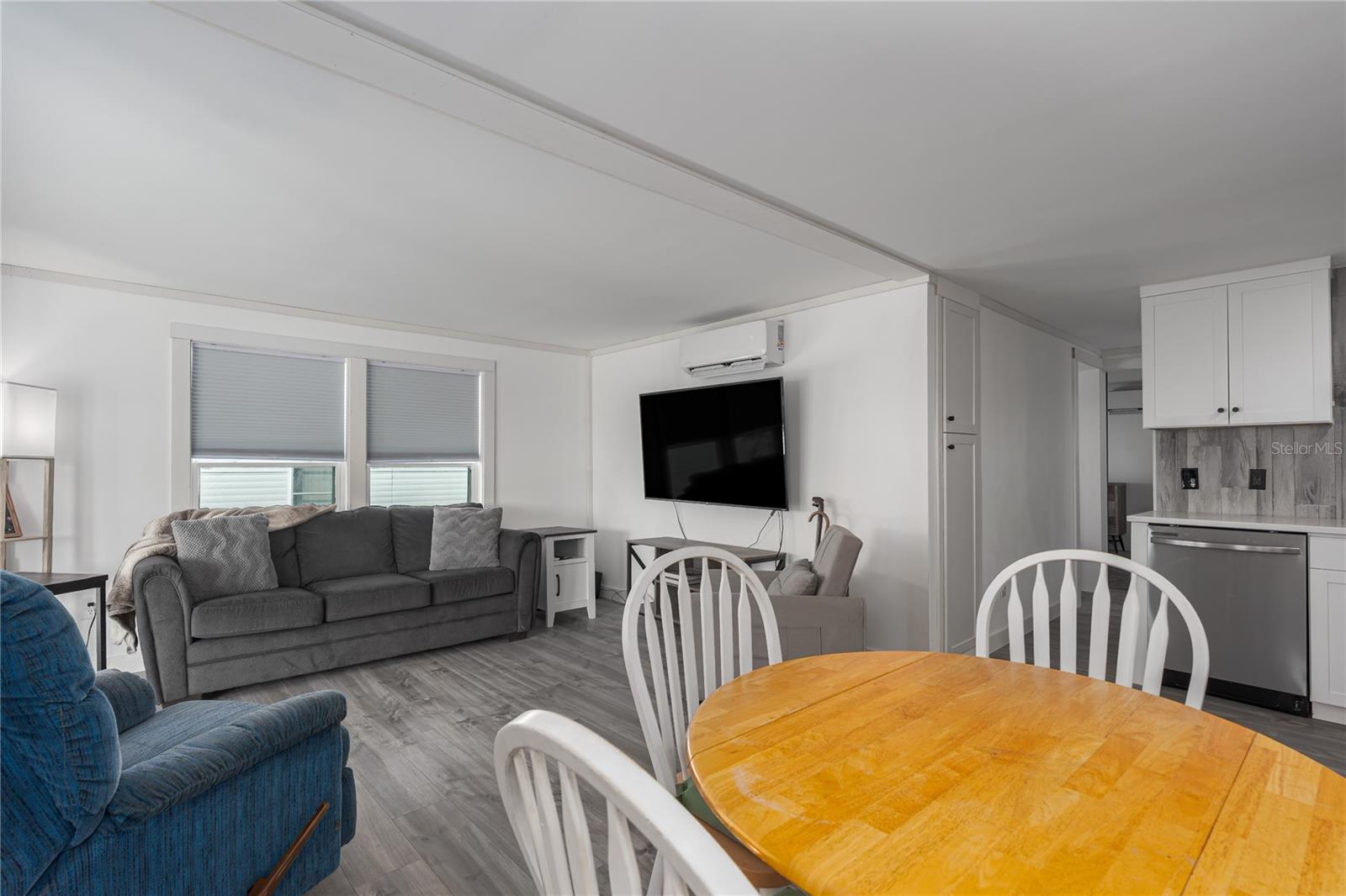 290 Floramana Lane A73