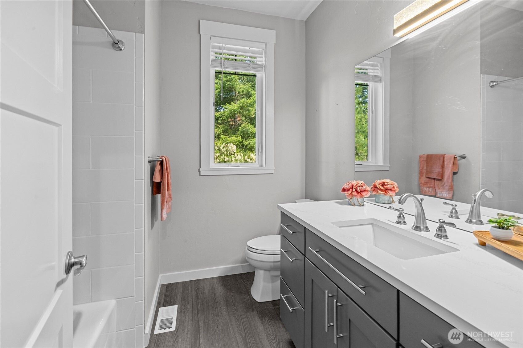 Main Floor Full Bathroom