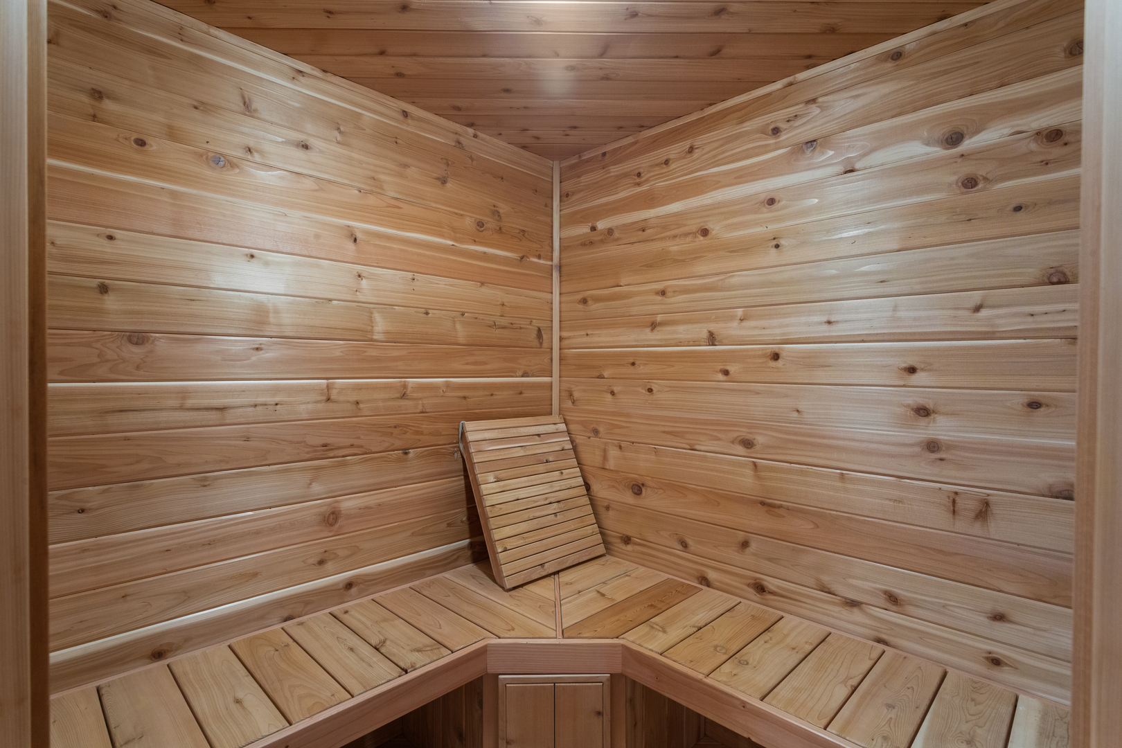 1808 S Orchard Drive