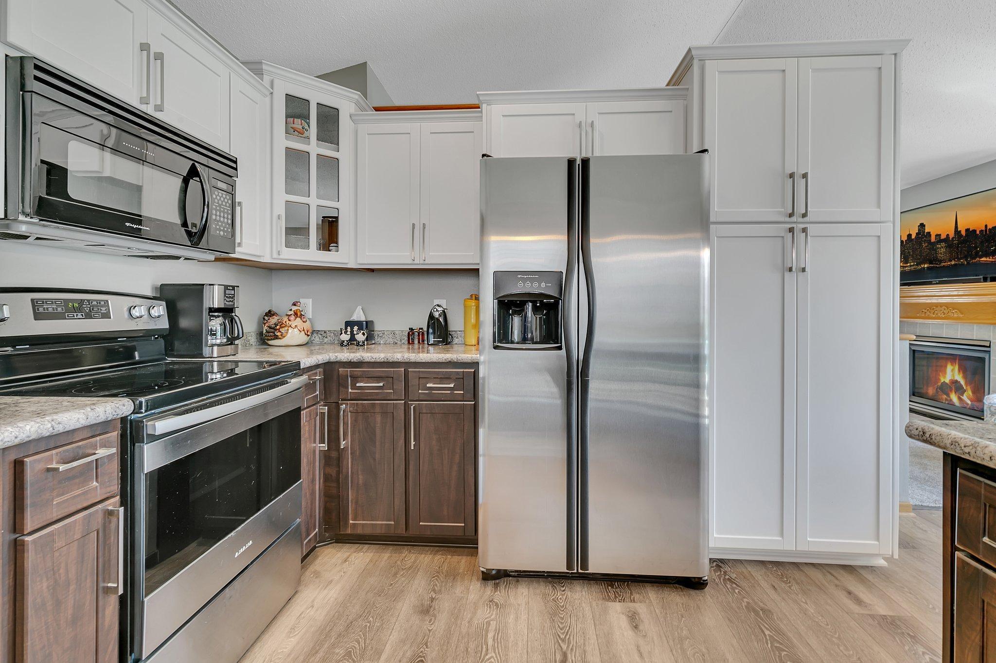 223 Glenview Loop