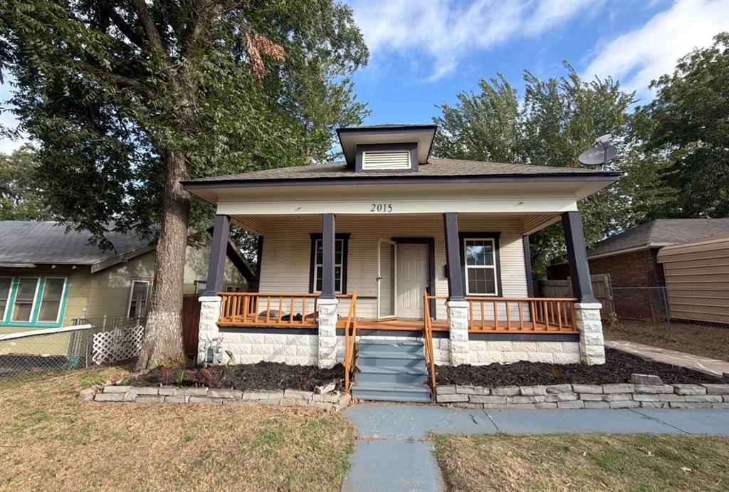 This property is eligible under the Freddie Mac First Look Initiative through 11/21/2026.  Let's talk about location, location, location and close to downtown OKC!!  Come and check out these 2 bedrooms, 2-bathroom home located at 2015 W. Park Pl in Oklahoma City... Come and make this your new home!!