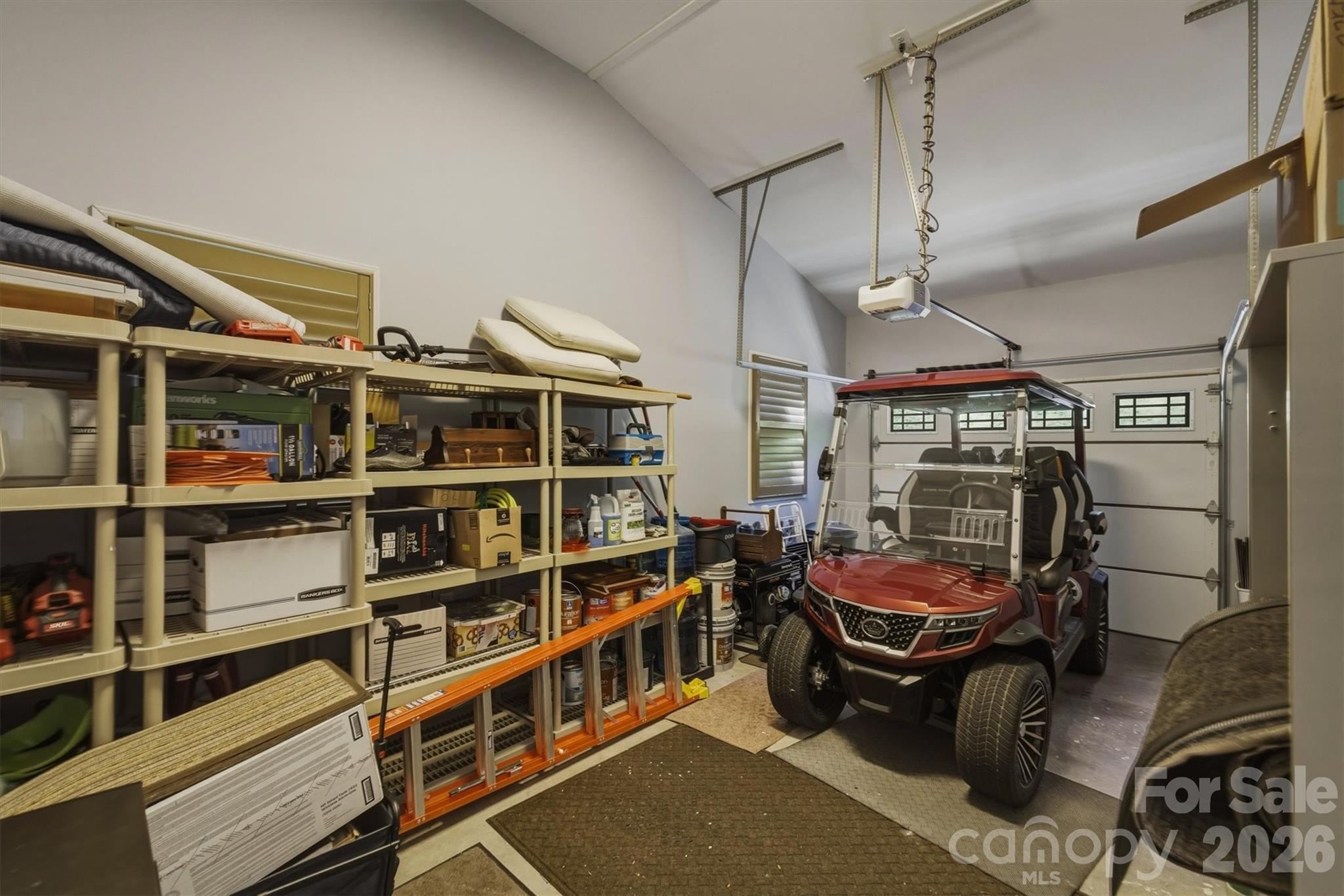 315 Lakeview Trail