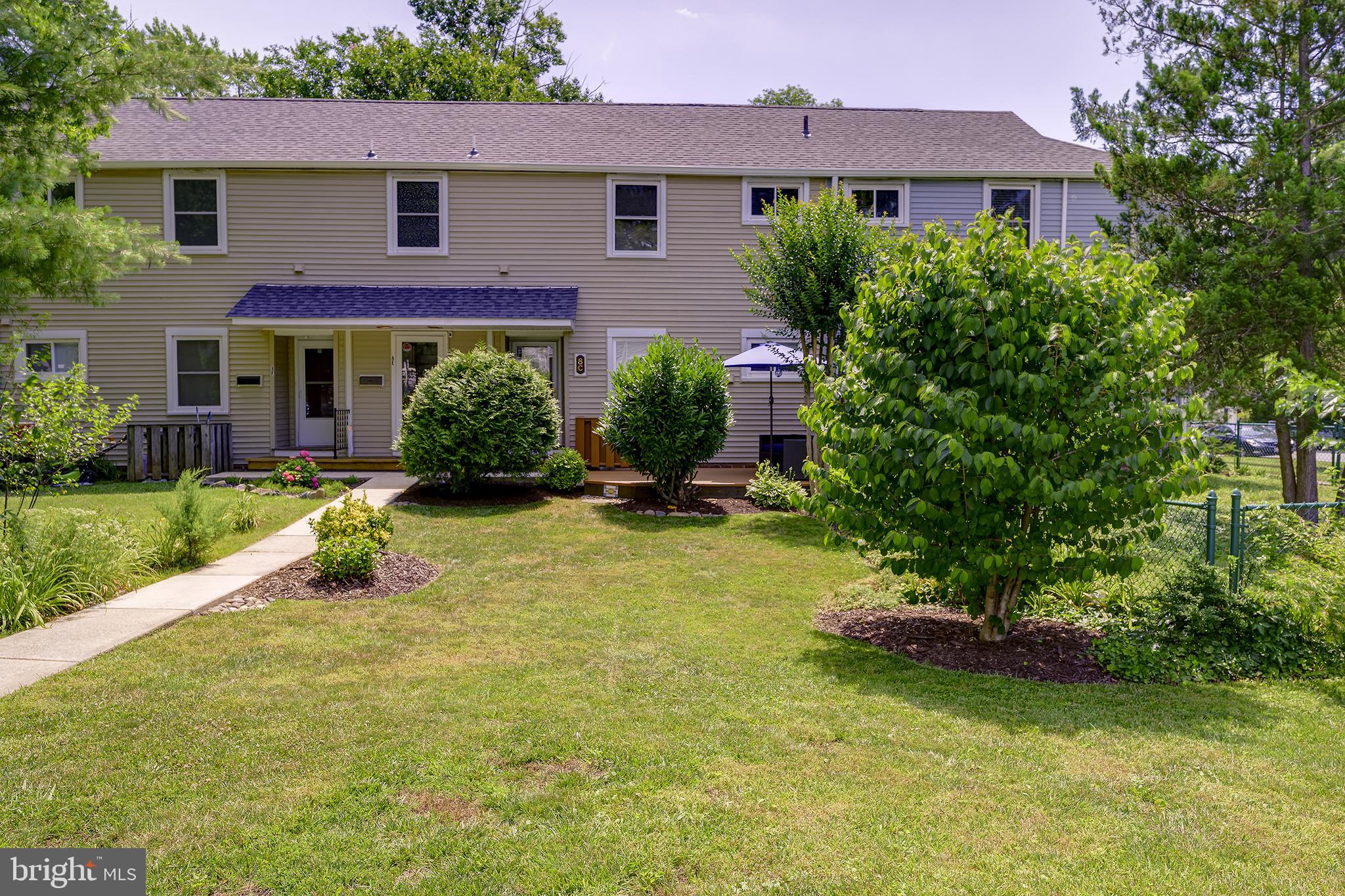 8 Laurel Hill Road