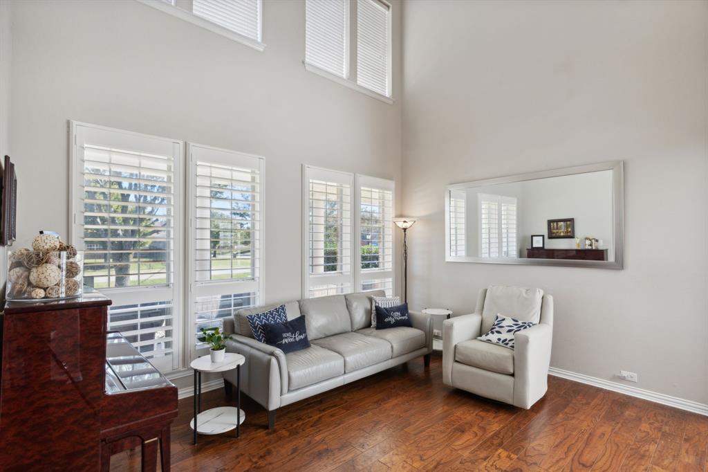 5801 Hathaway Drive